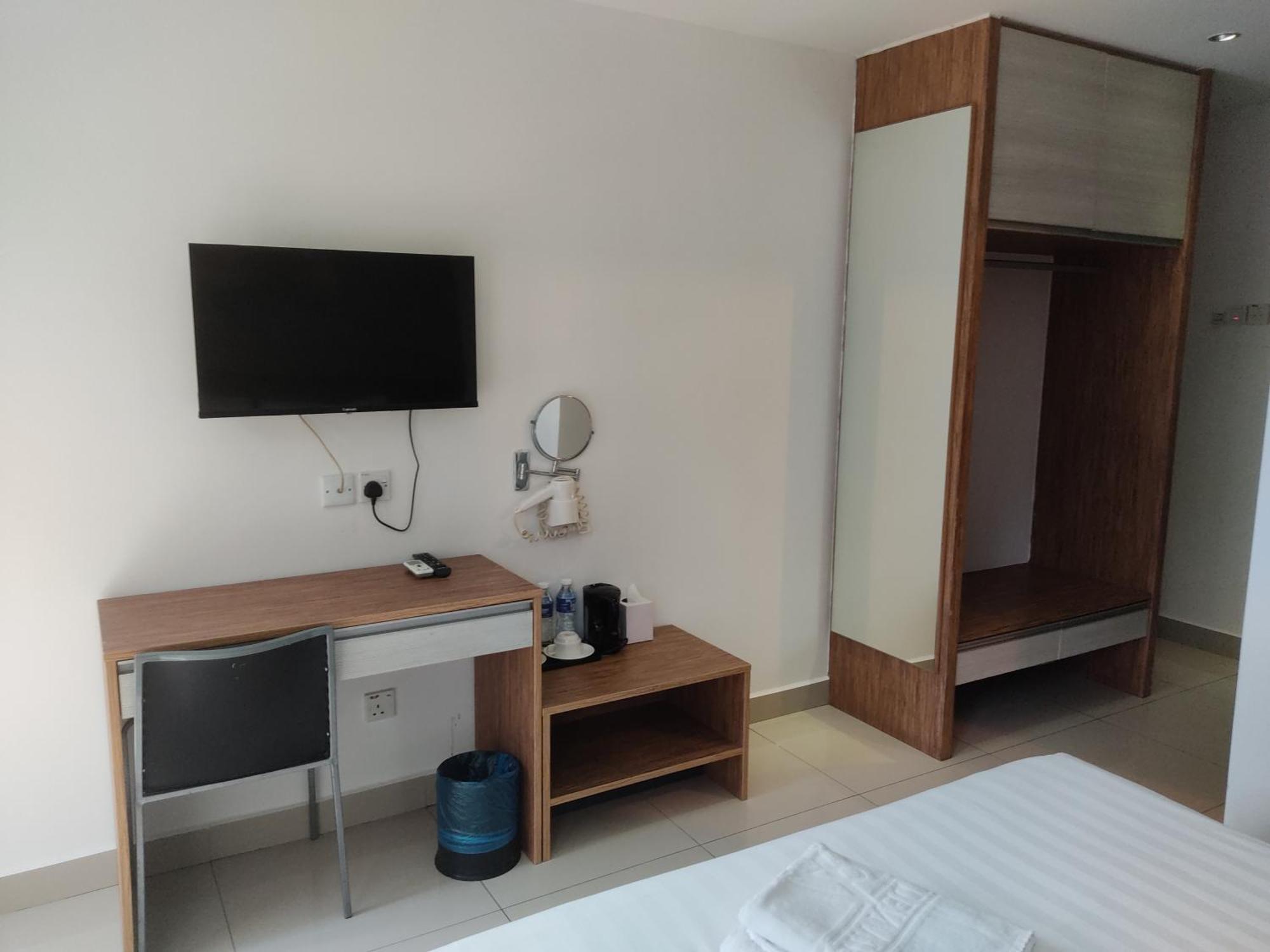 Jin Hotel Puchong Exterior foto