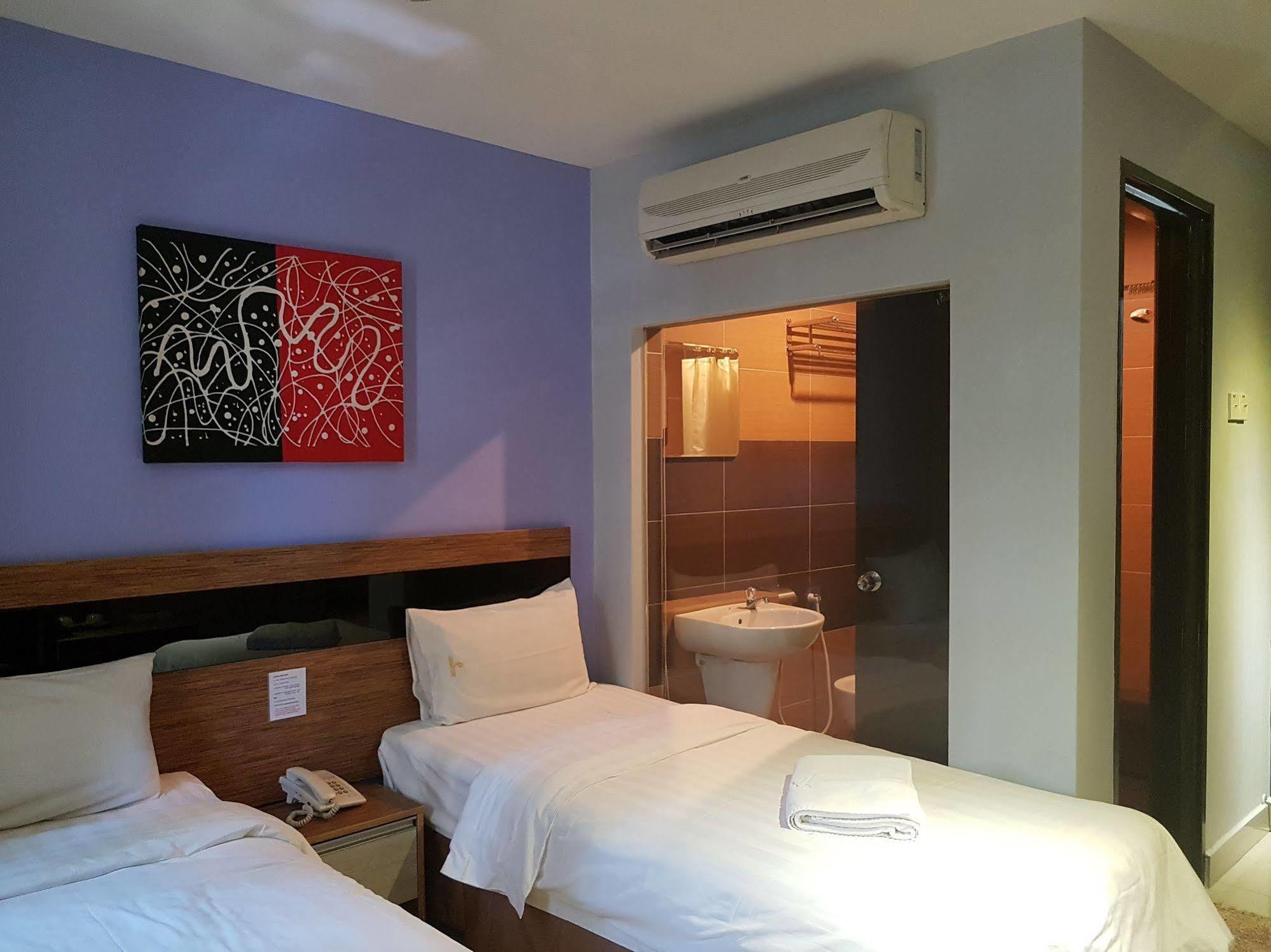 Jin Hotel Puchong Exterior foto